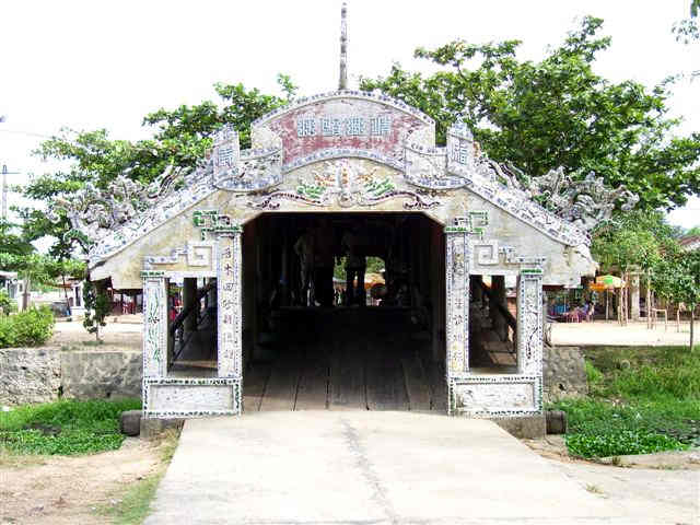 Thanh Toan Bridge located near Hue, Vietnam. Photo ©2008 by Mark Kibbler